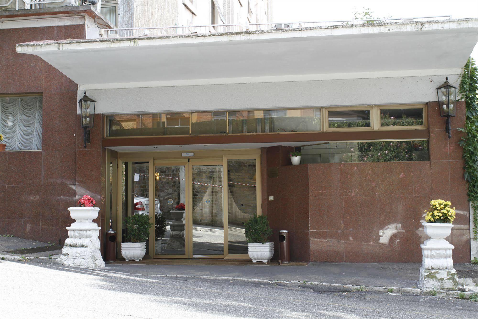 Lh Grand Hermitage 4* Rome