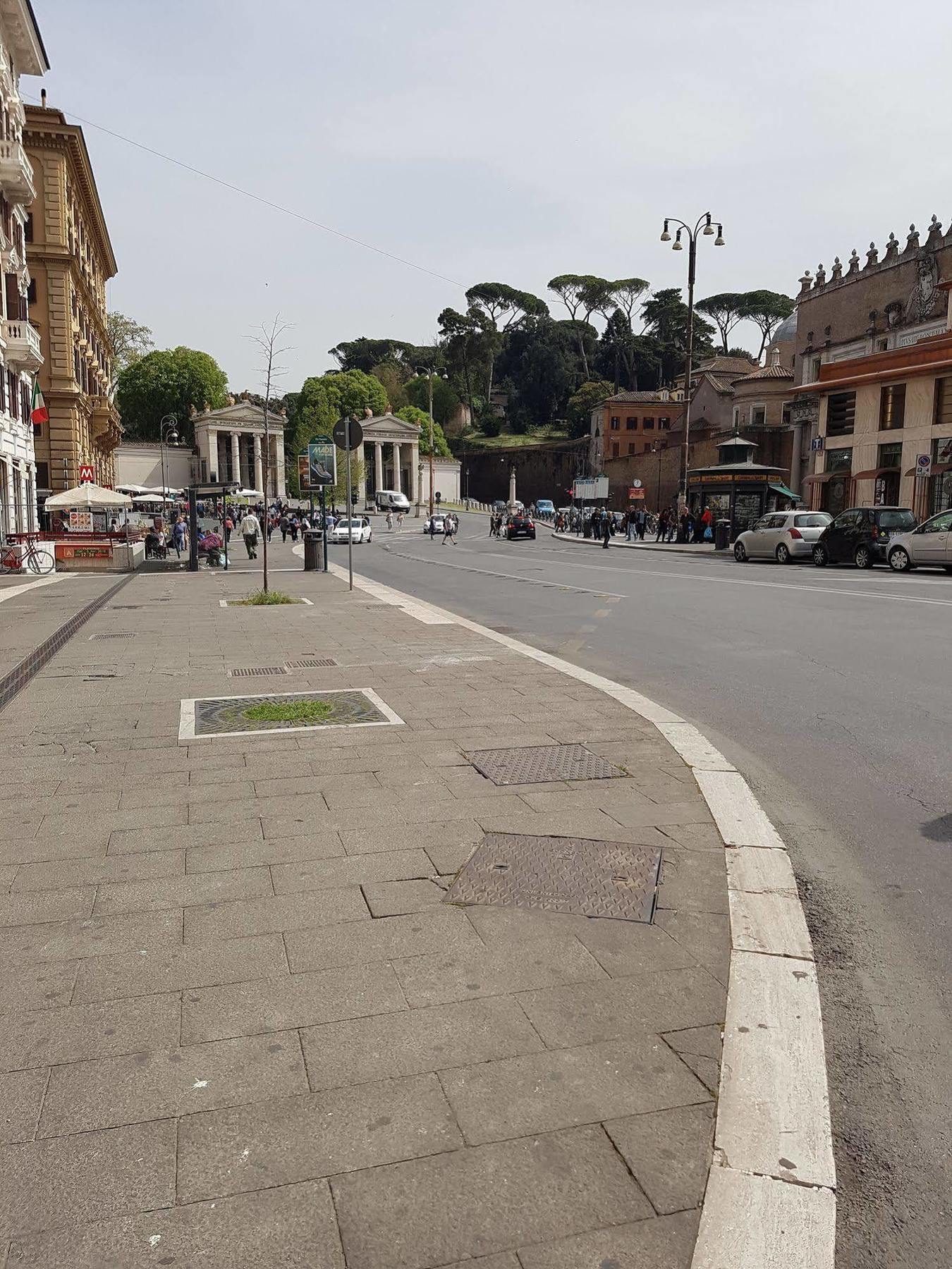 Glamour Spanish Steps * Rome