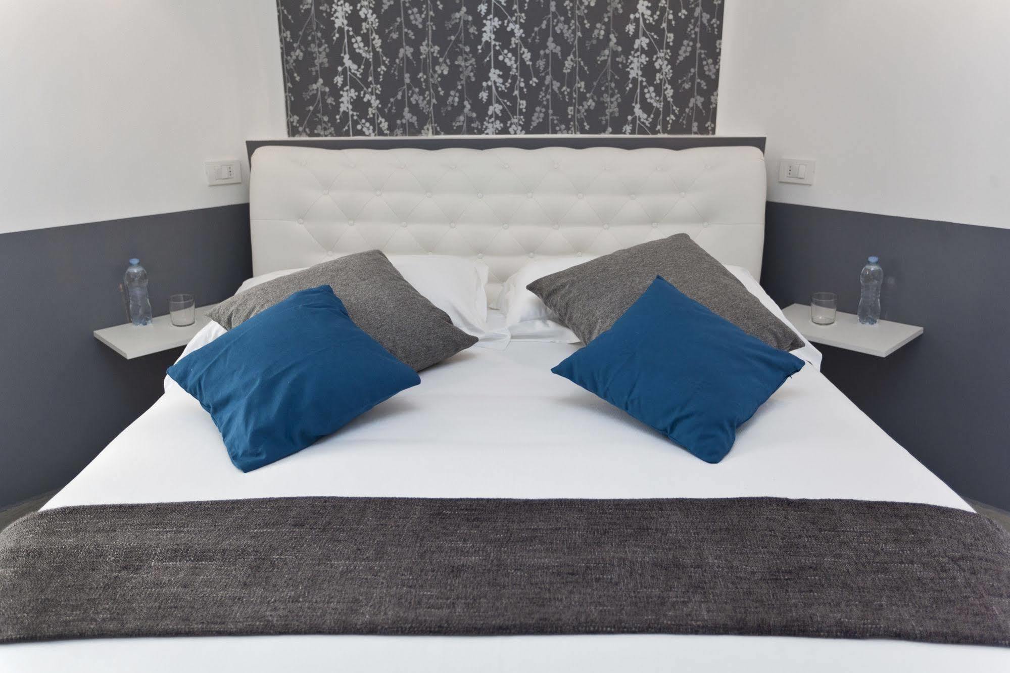 Guest house Sallustio Fine Rooms Guest House 3*