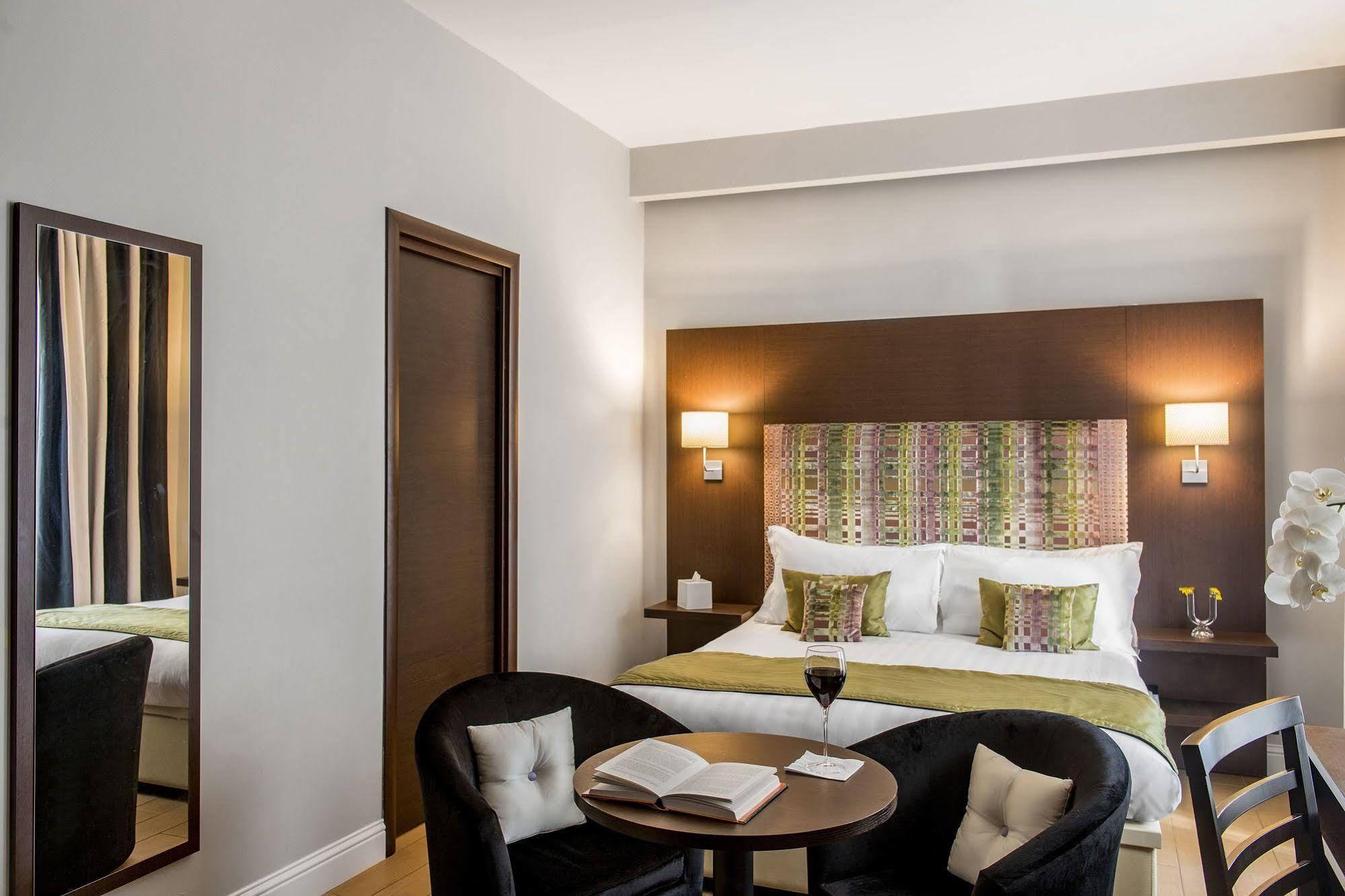 Hotel Residenza Flaminio Gaio *