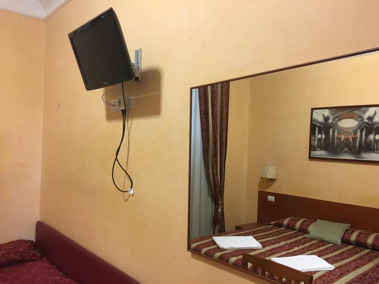 Hotel Toffa Place In Rome
