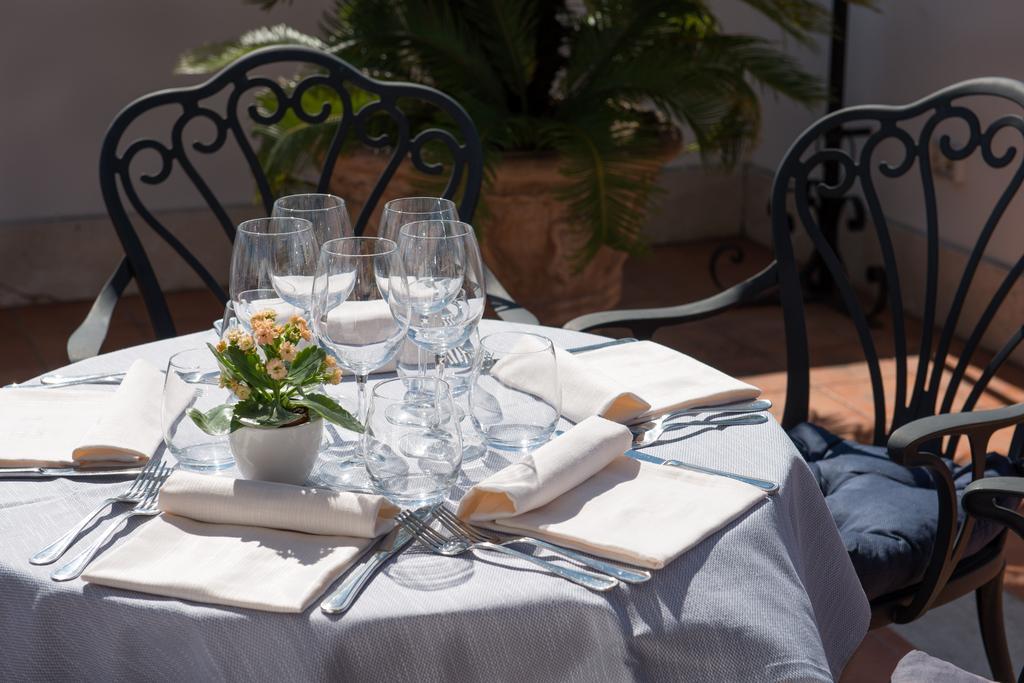 Hotel Donna Laura Palace By Omnia 4*