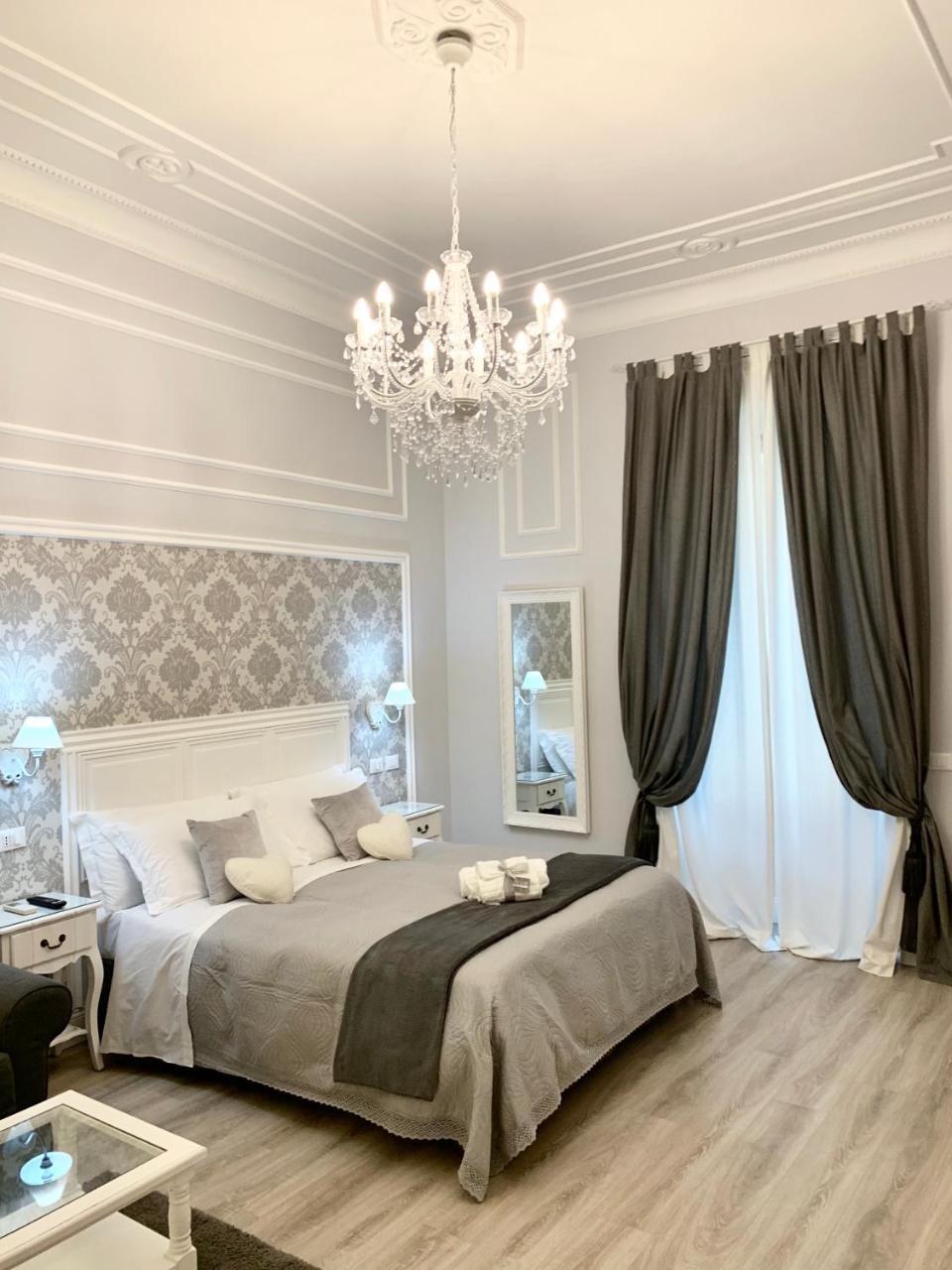 Charme & Chic Luxury Affittacamere Roma
