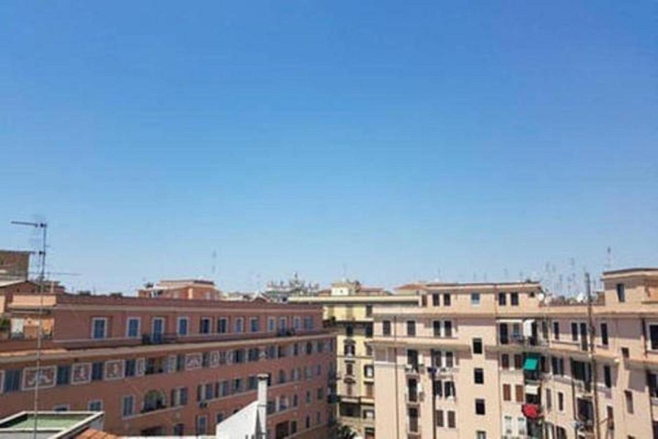 Casa Via Cesena Apartment *