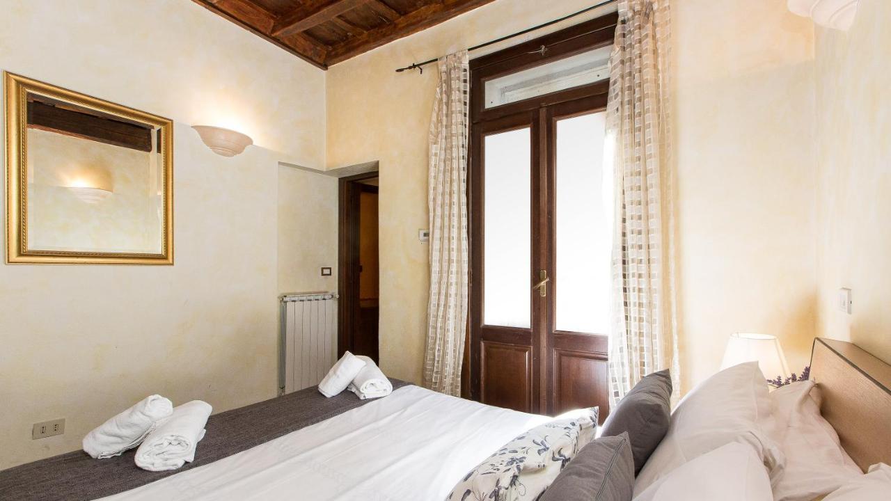 Rental In Rome Luce Apartment Apartment *