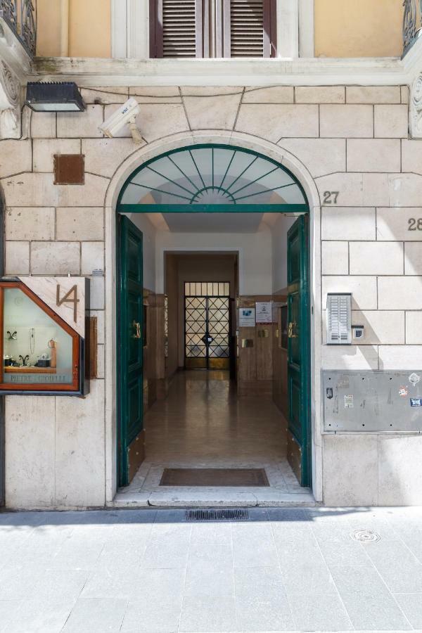 Apartment Ht Hometown Vite Rome