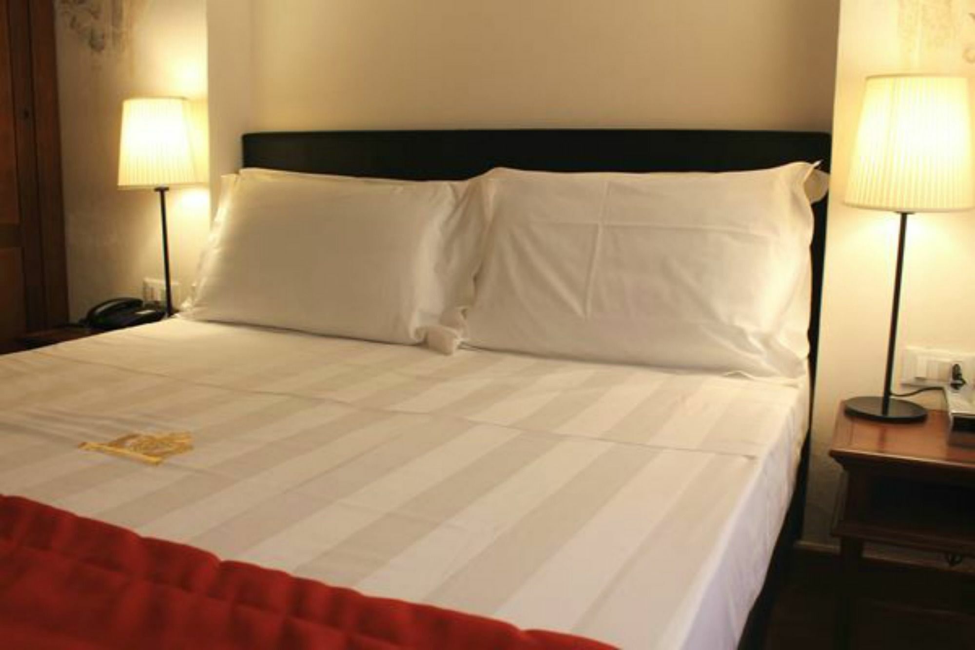 Relais Giulia Bed & Breakfast 2*