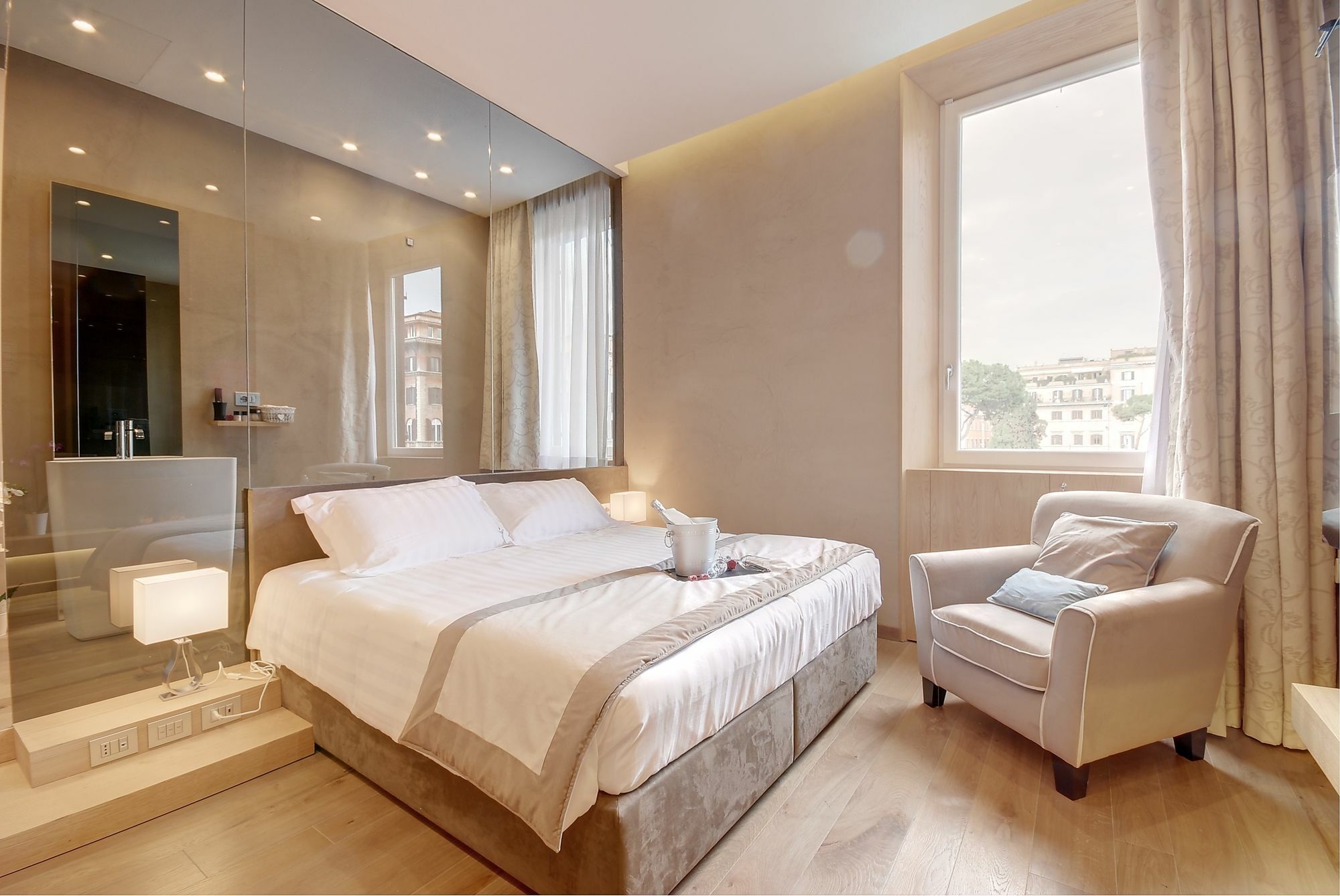 Guest house Sun Luxury Pantheon 3*