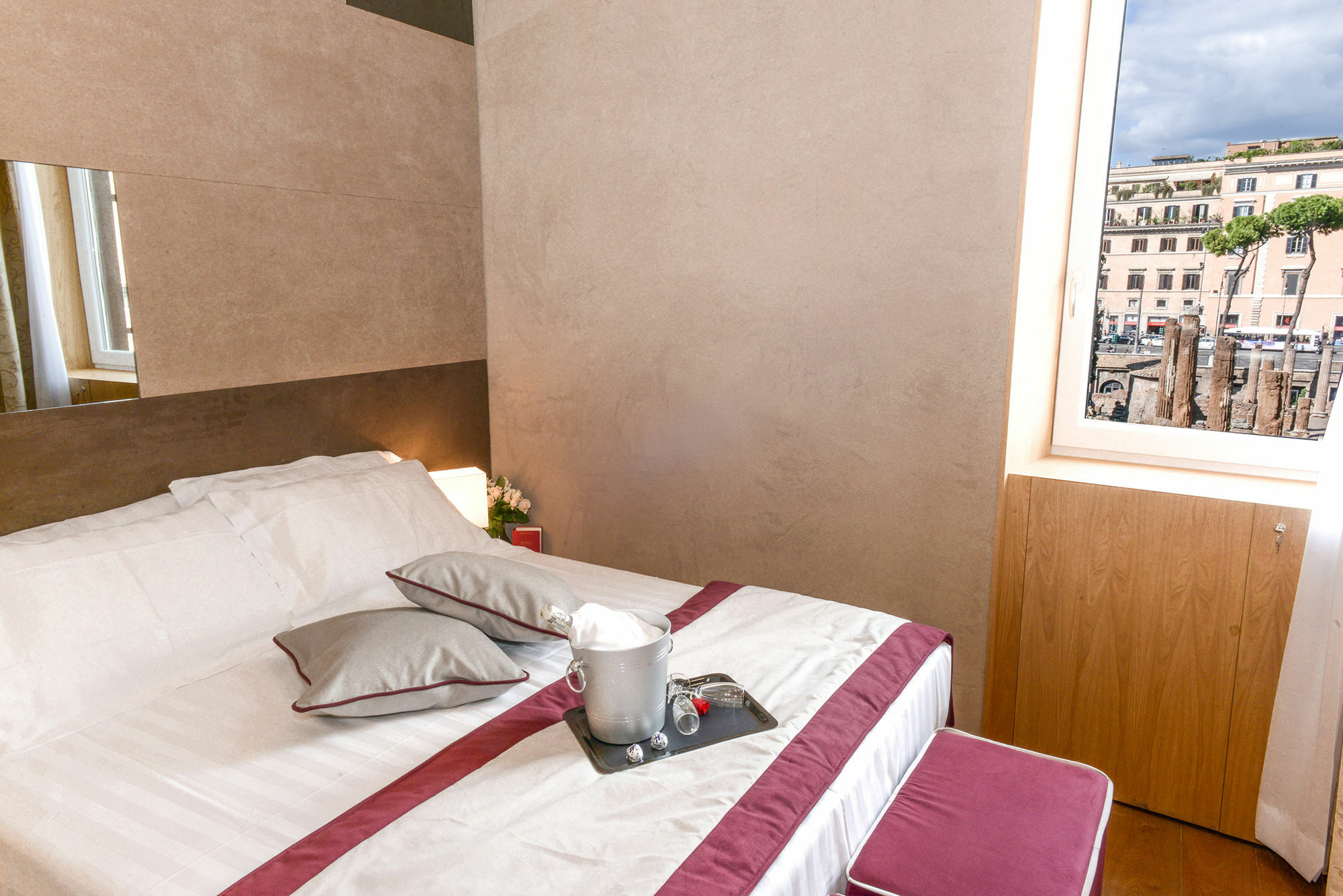 Sun Luxury Pantheon Guest house 3*