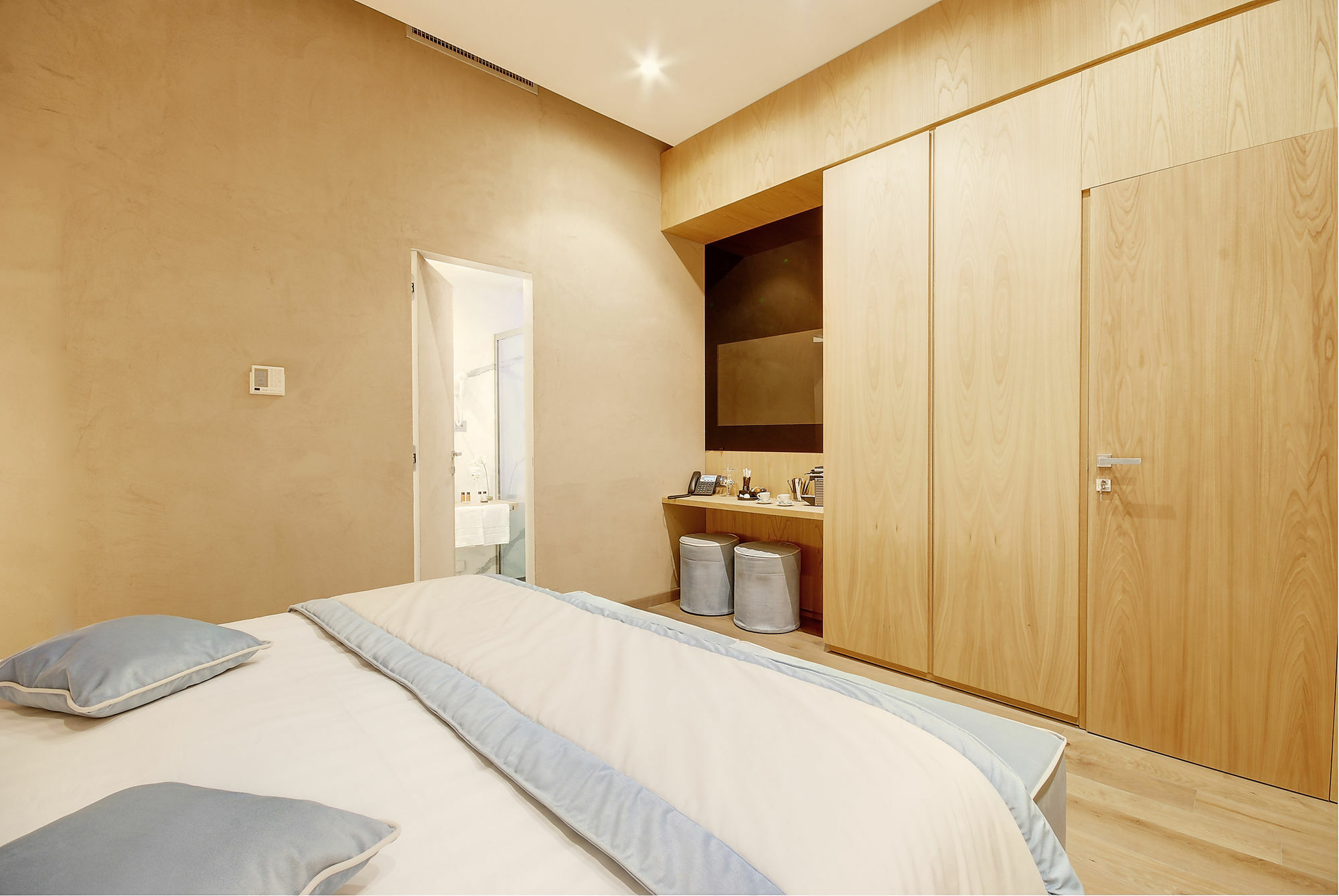 Guest house Sun Luxury Pantheon 3*