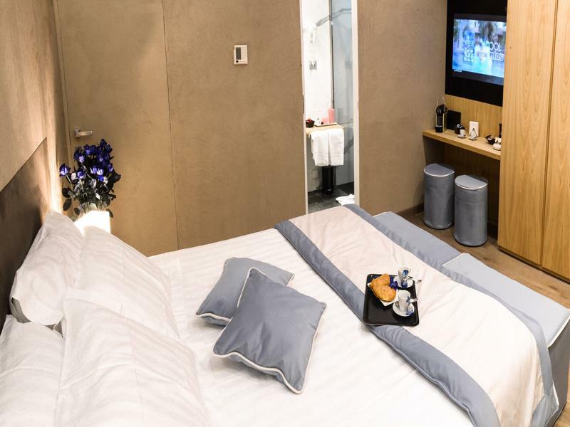 Guest house Sun Luxury Pantheon 3*