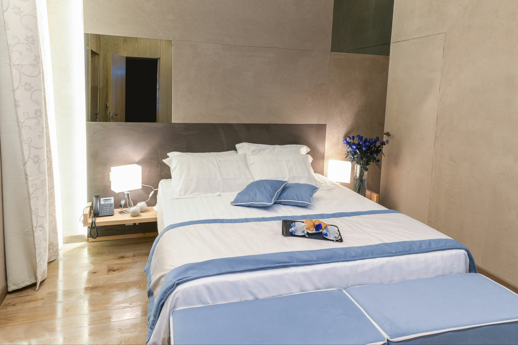 Sun Luxury Pantheon 3*