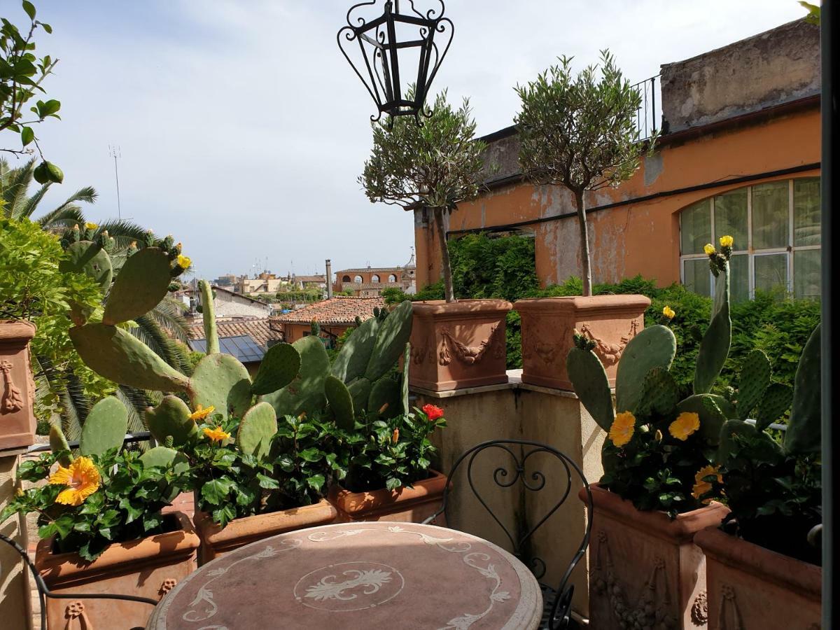 Episcopo Lipinsky Luxury Bed & Breakfast Rome