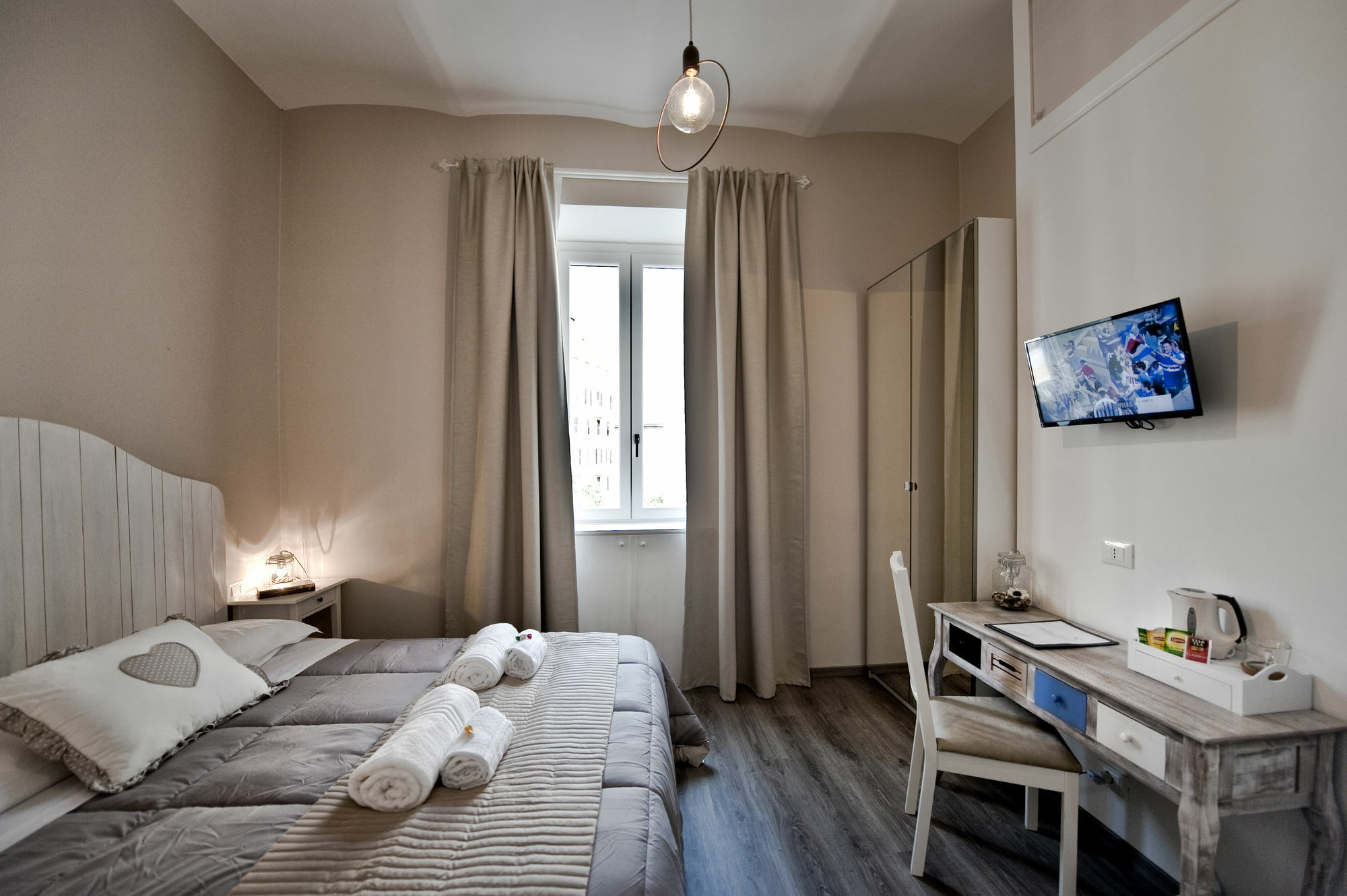Tinkerbell Bed & Breakfast Roma