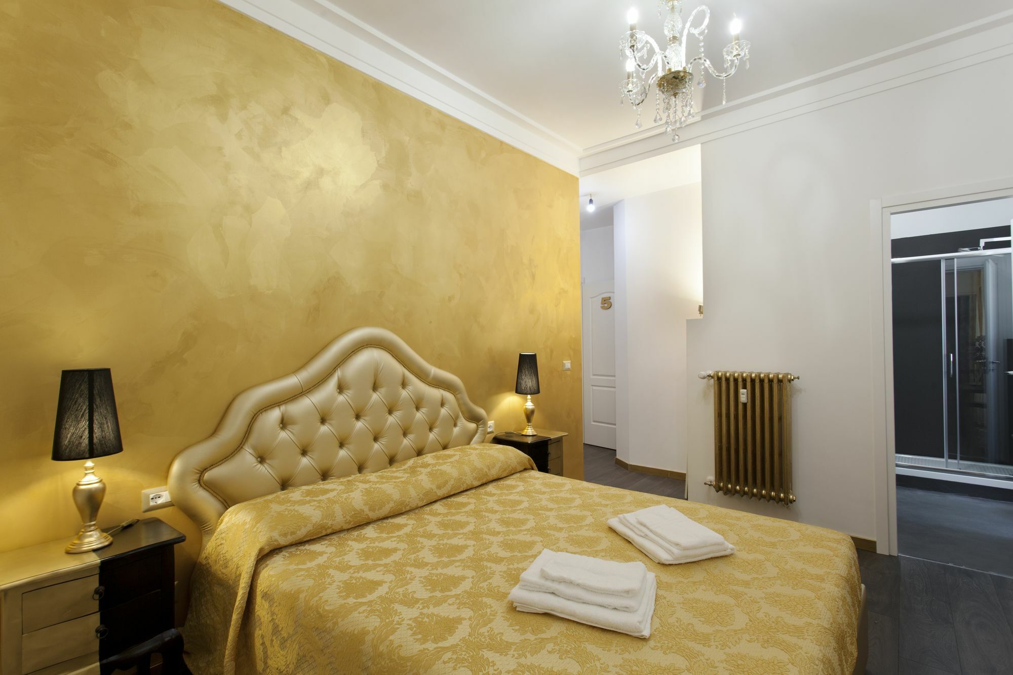 Secret Rhome Guest house