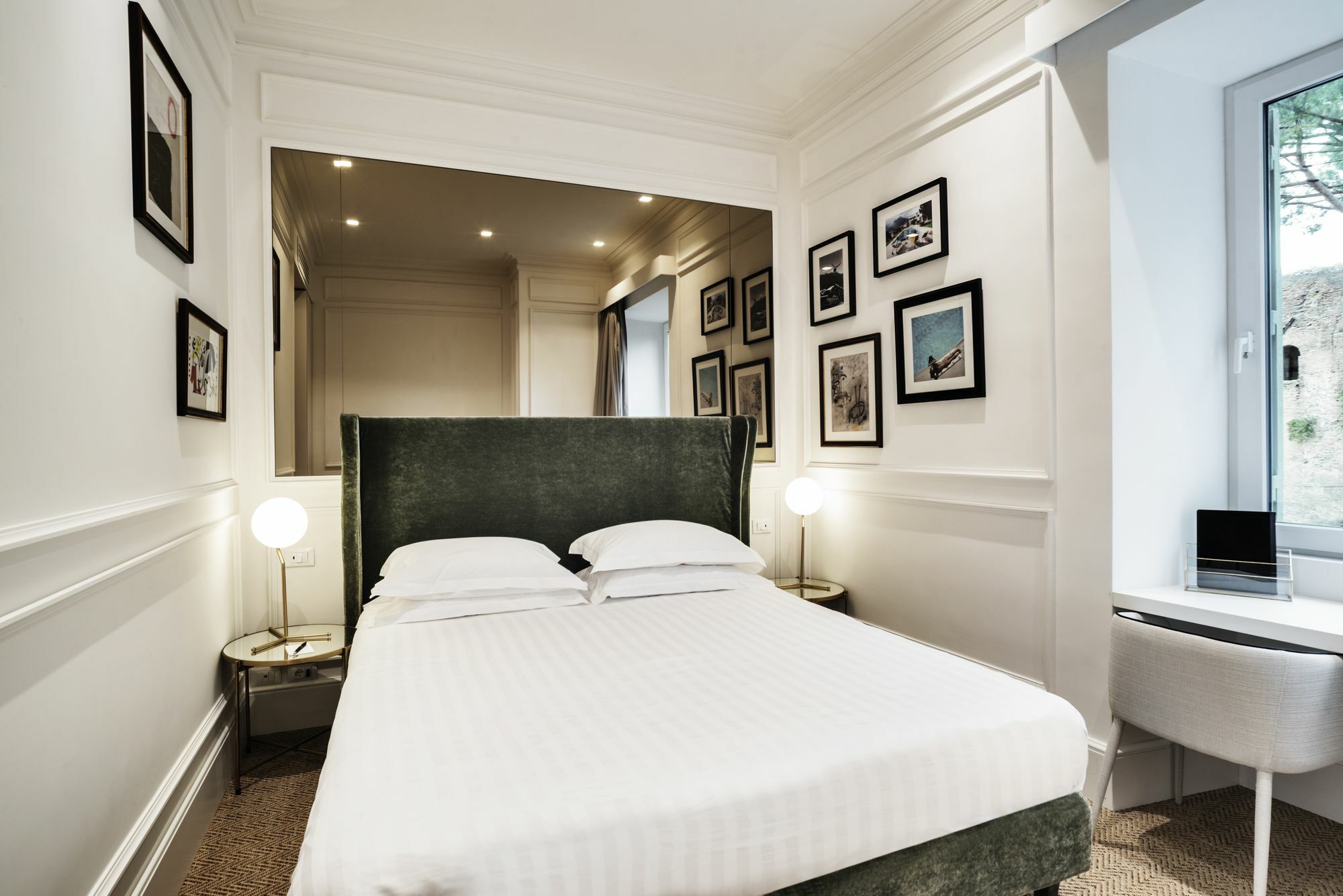 The Shire Hotel Rome