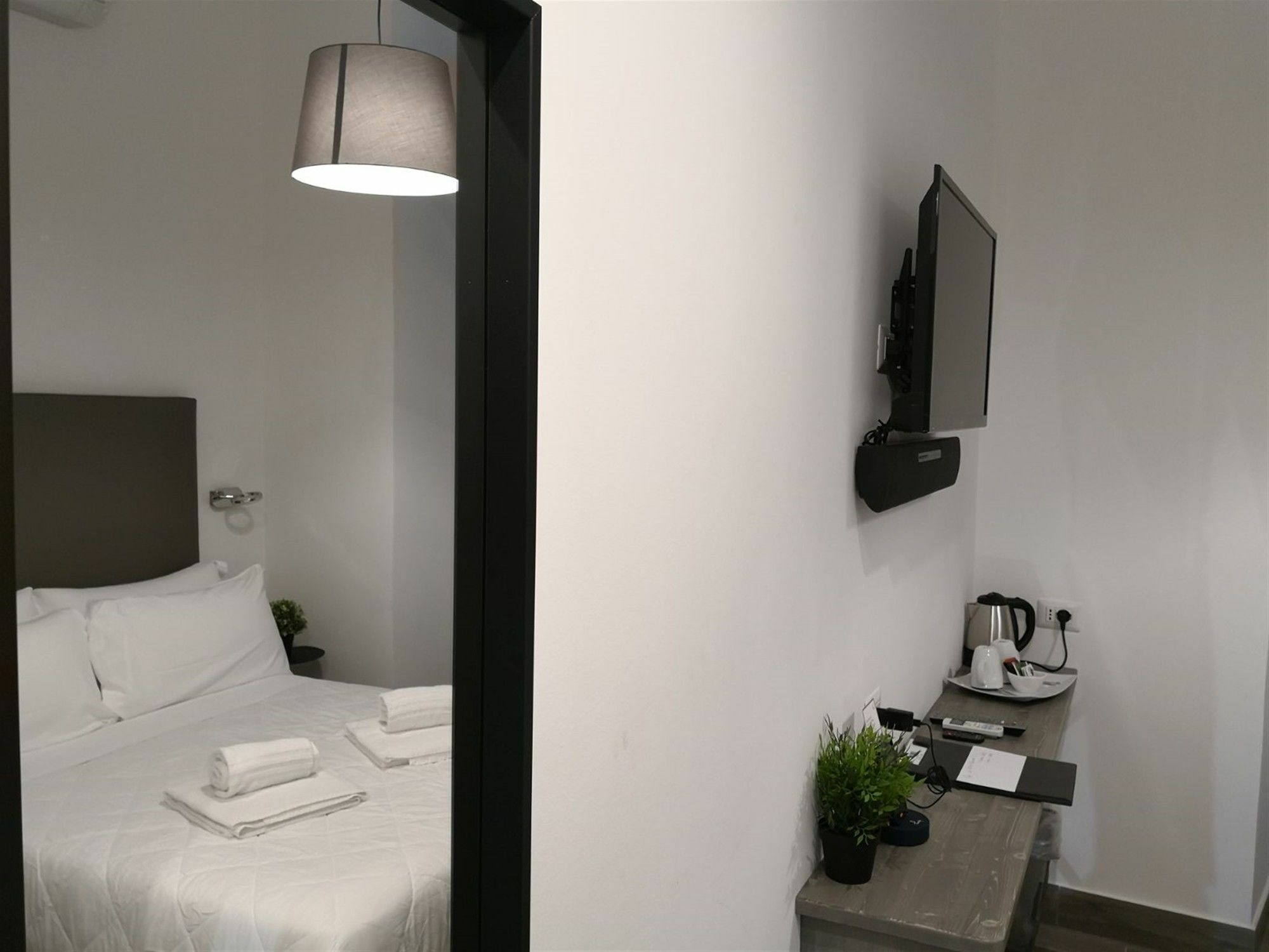 Guest house Clementi 18 2*