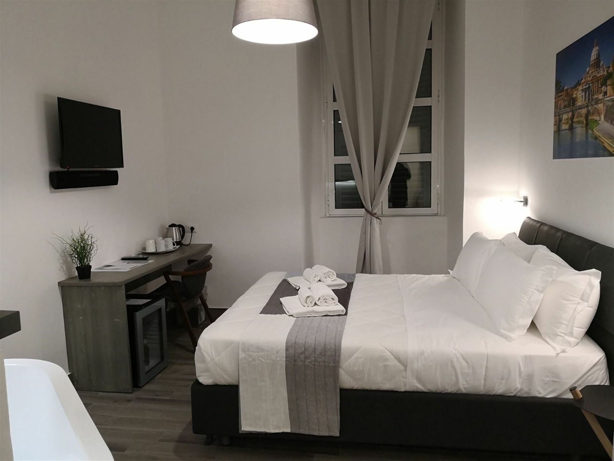 Clementi 18 Rome