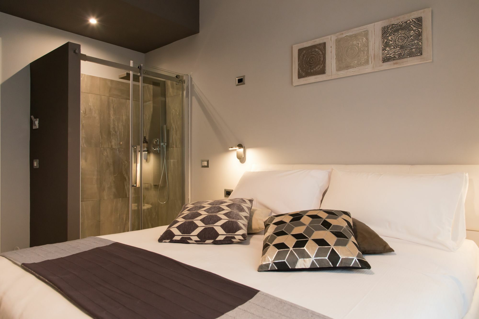 Guest house Clementi 18 2*