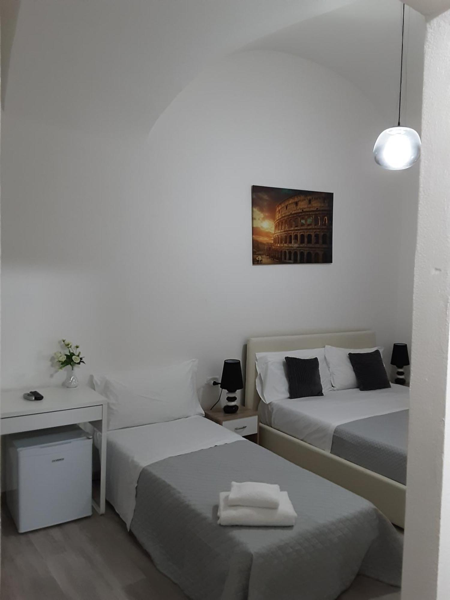 The Shelter In Guest house Rome