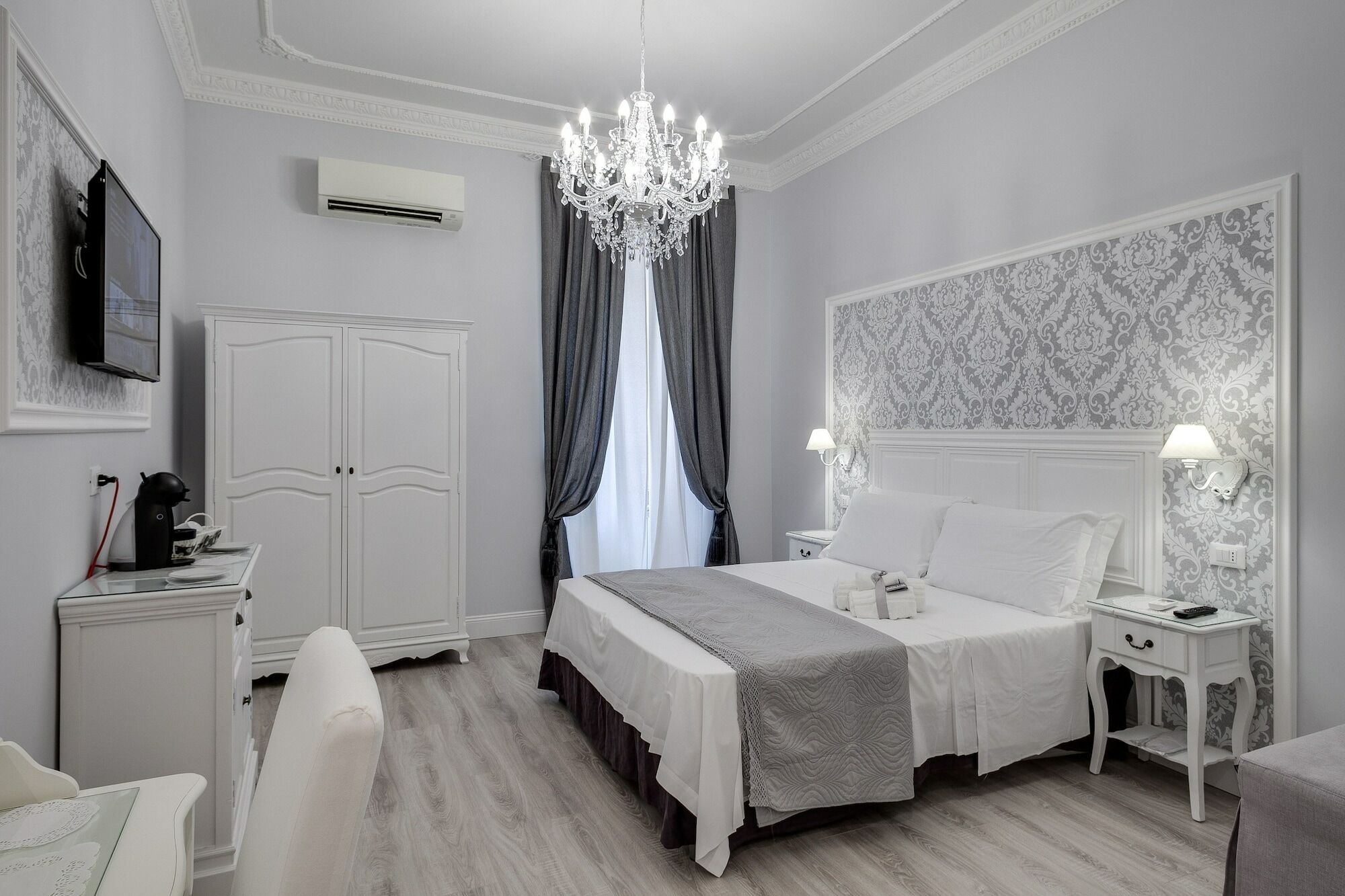 Charme & Chic Luxury 2* Roma