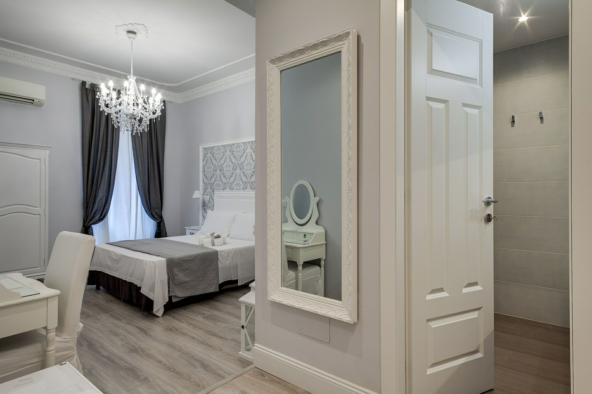 Affittacamere Charme & Chic Luxury Roma