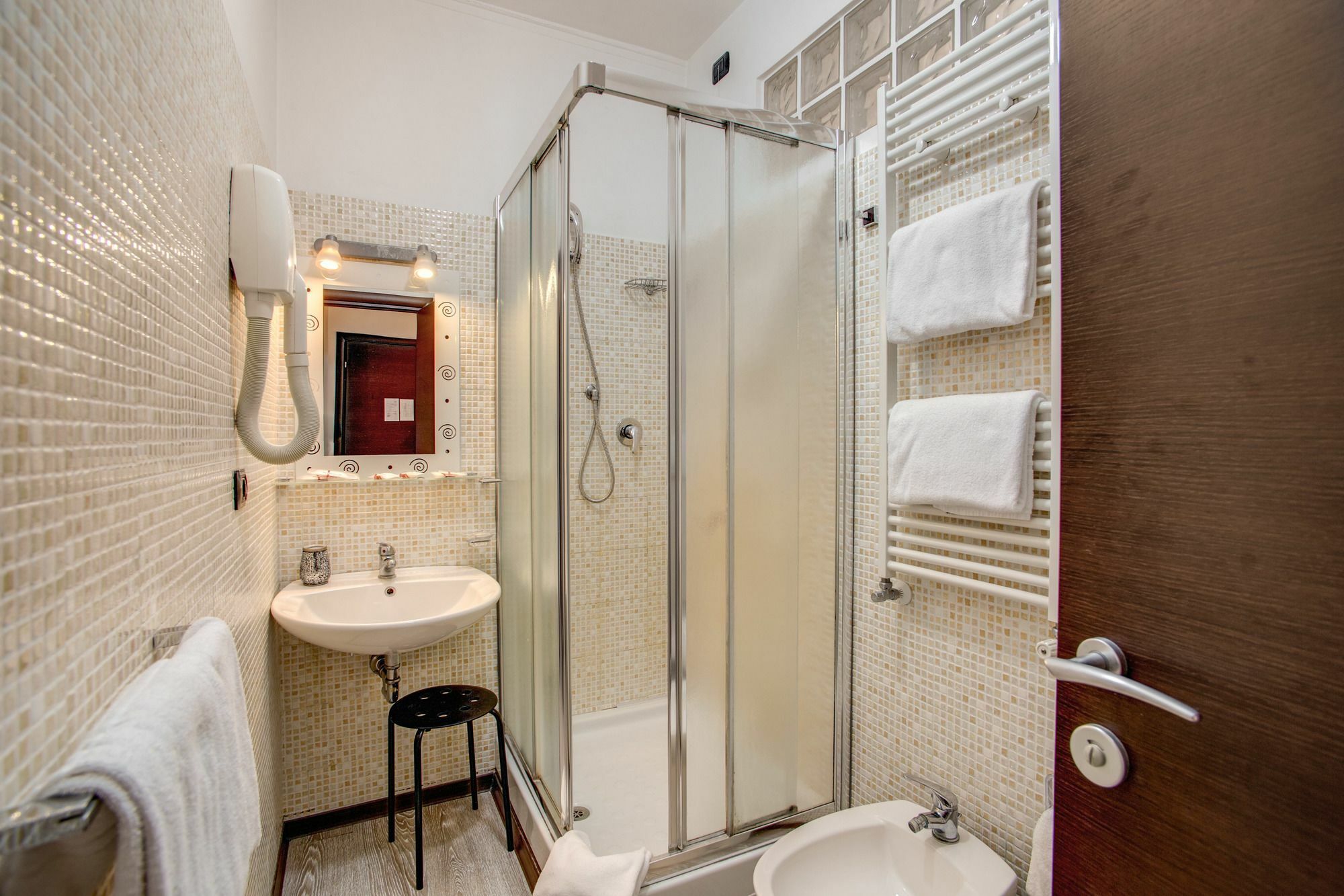 Guest house Cola Di Rienzo Suite Guest House 3*