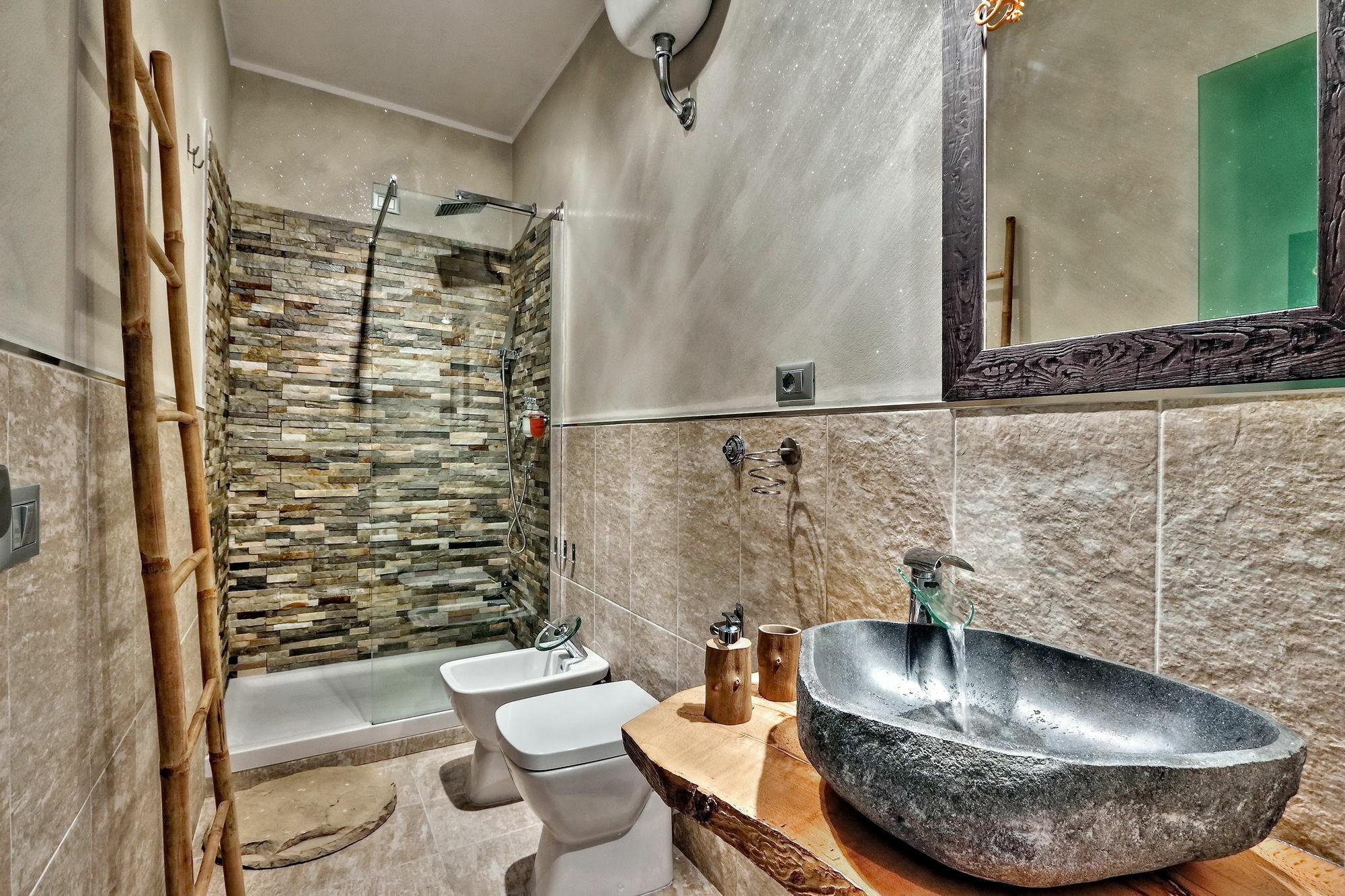 Paradise Guest house 3*