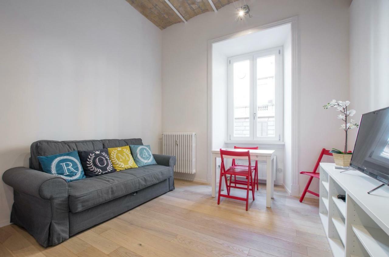 Apartment 6 Stars