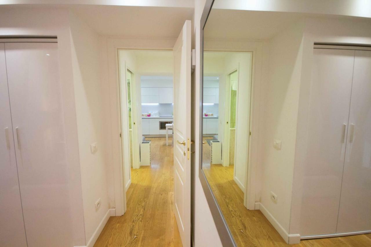Apartment Via Del Corso Rome