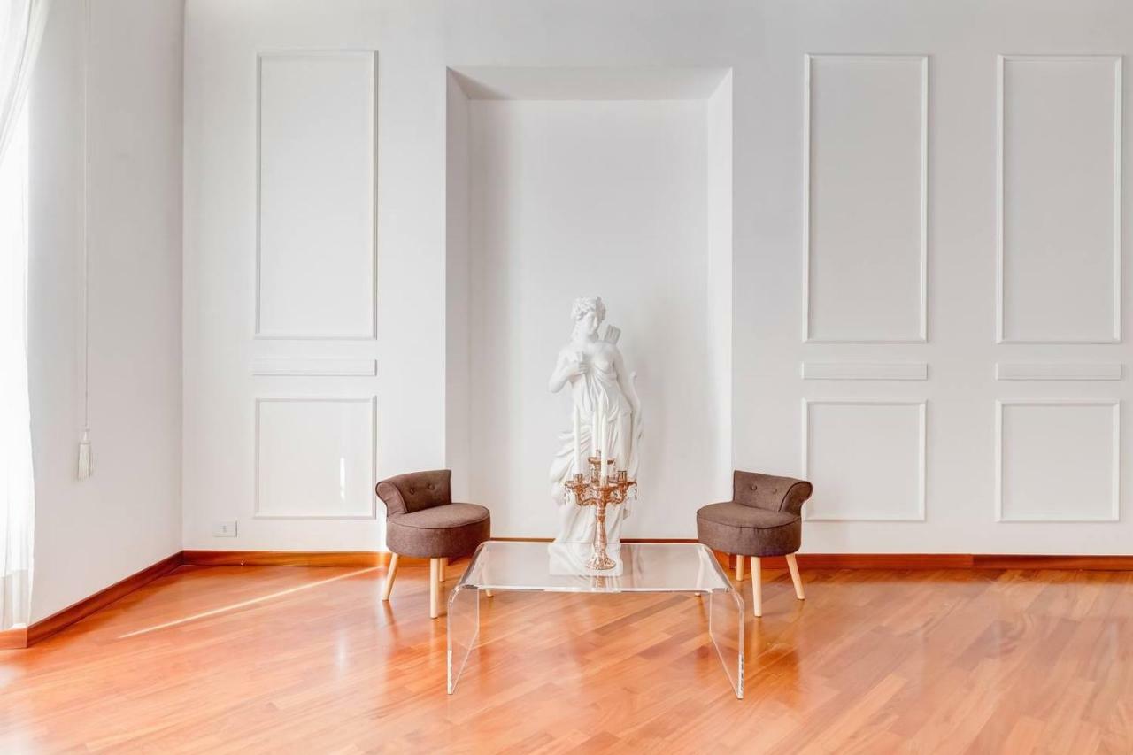 Loveromeapartments Pantheon, Navona Square Apartment *