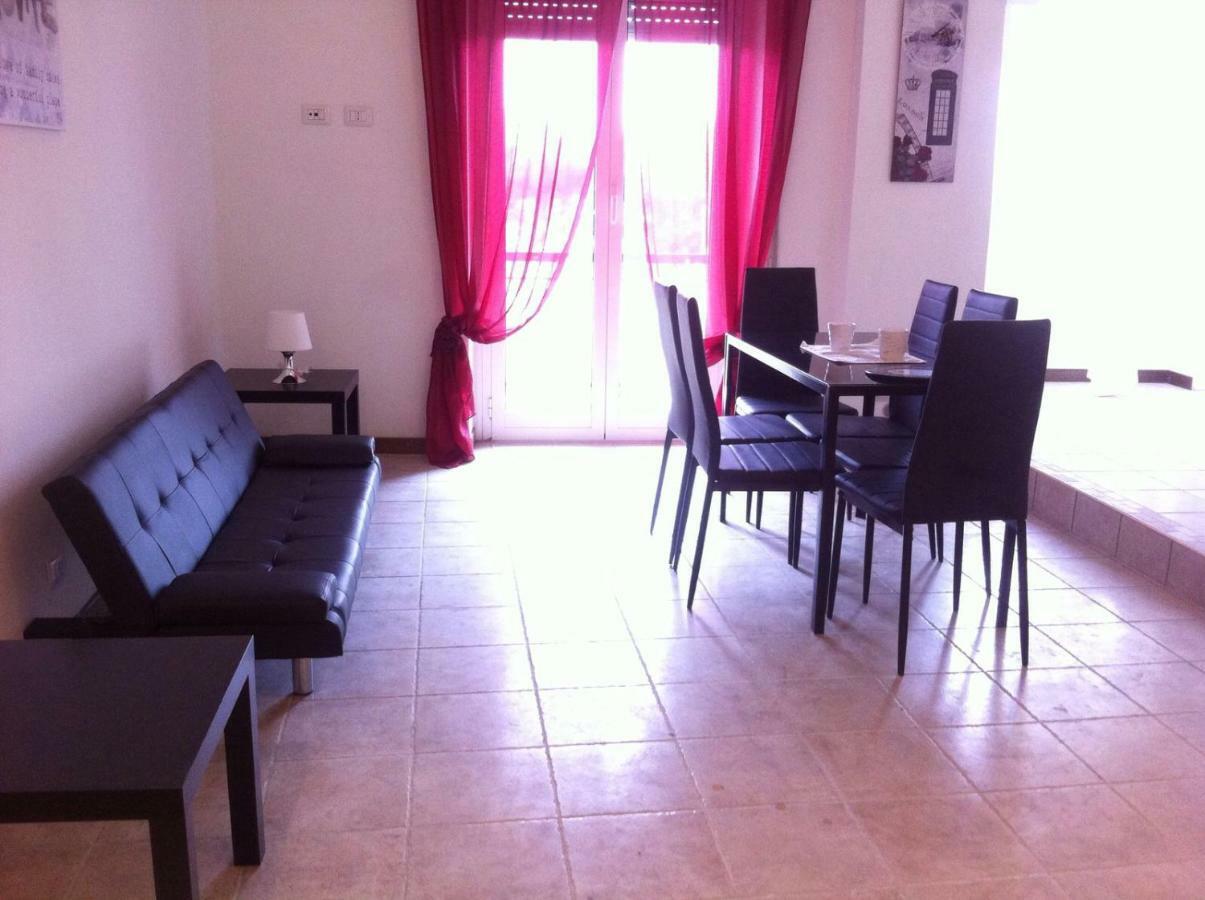 Ad Uso Turistico Lamberto Preneste Guest house Rome