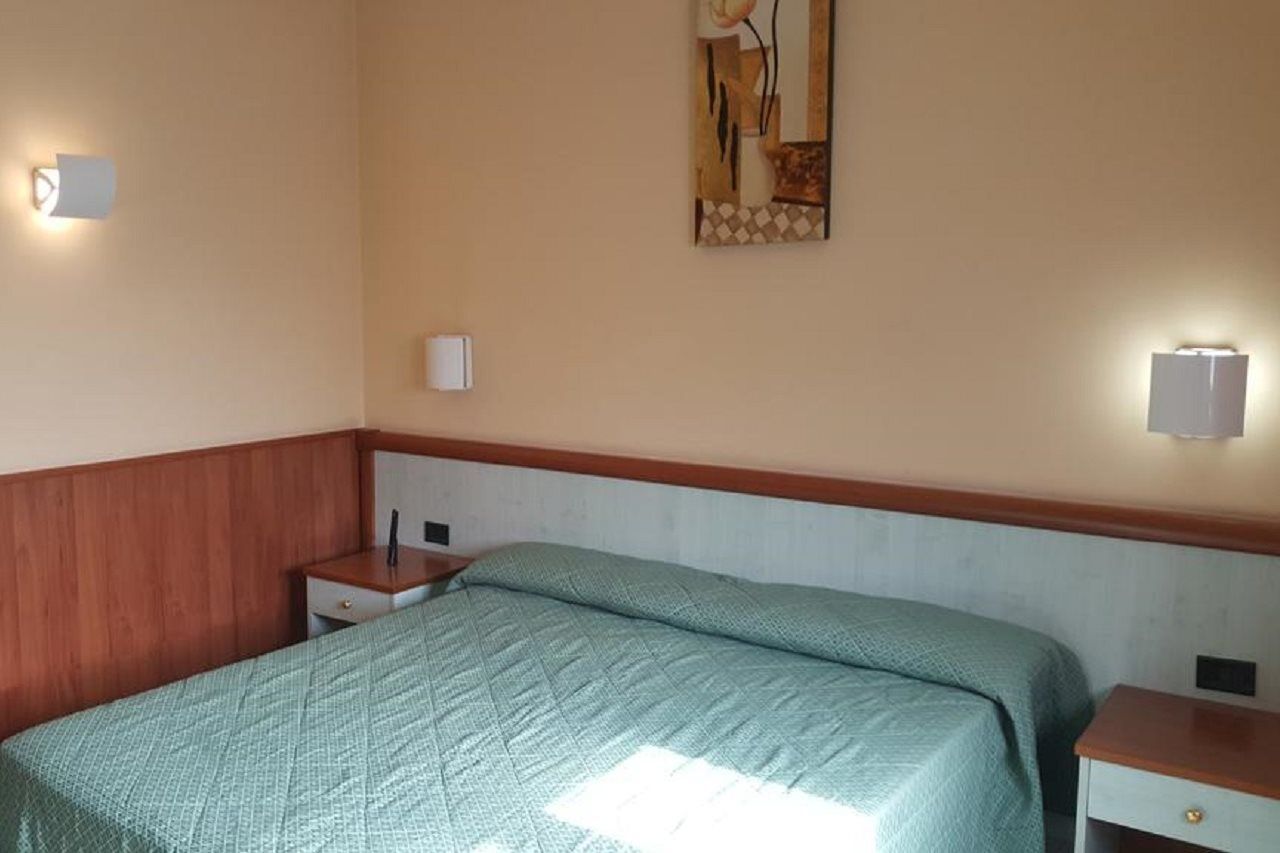 Hotel Laurence Rome