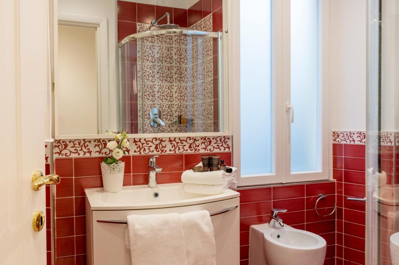 Chiavari Delux In Campo De Fiori Apartment Rome