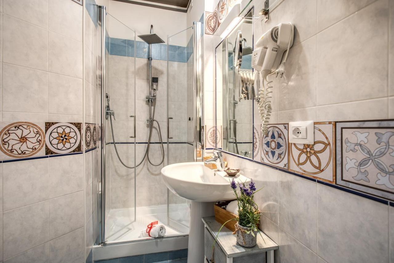 Santamaria Guest house