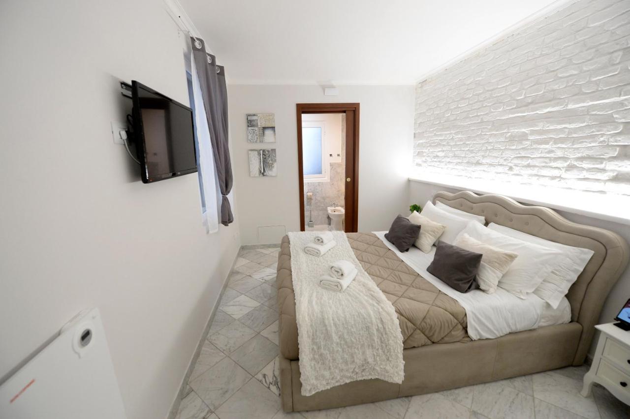 Relais 753 *