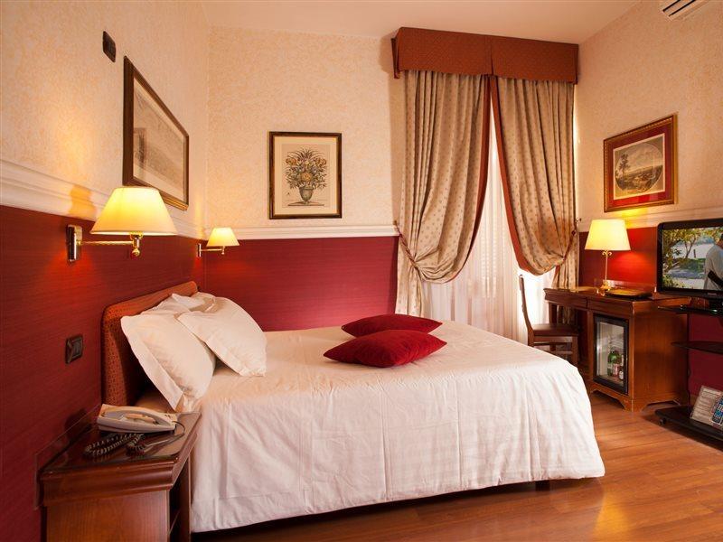 Cosmopolita Hotel 4*