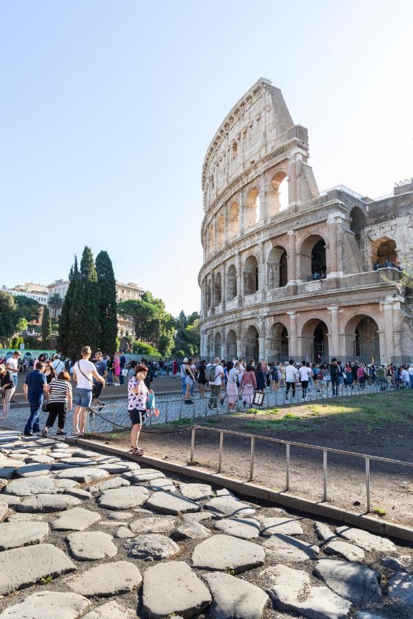 Sonder At Colosseum