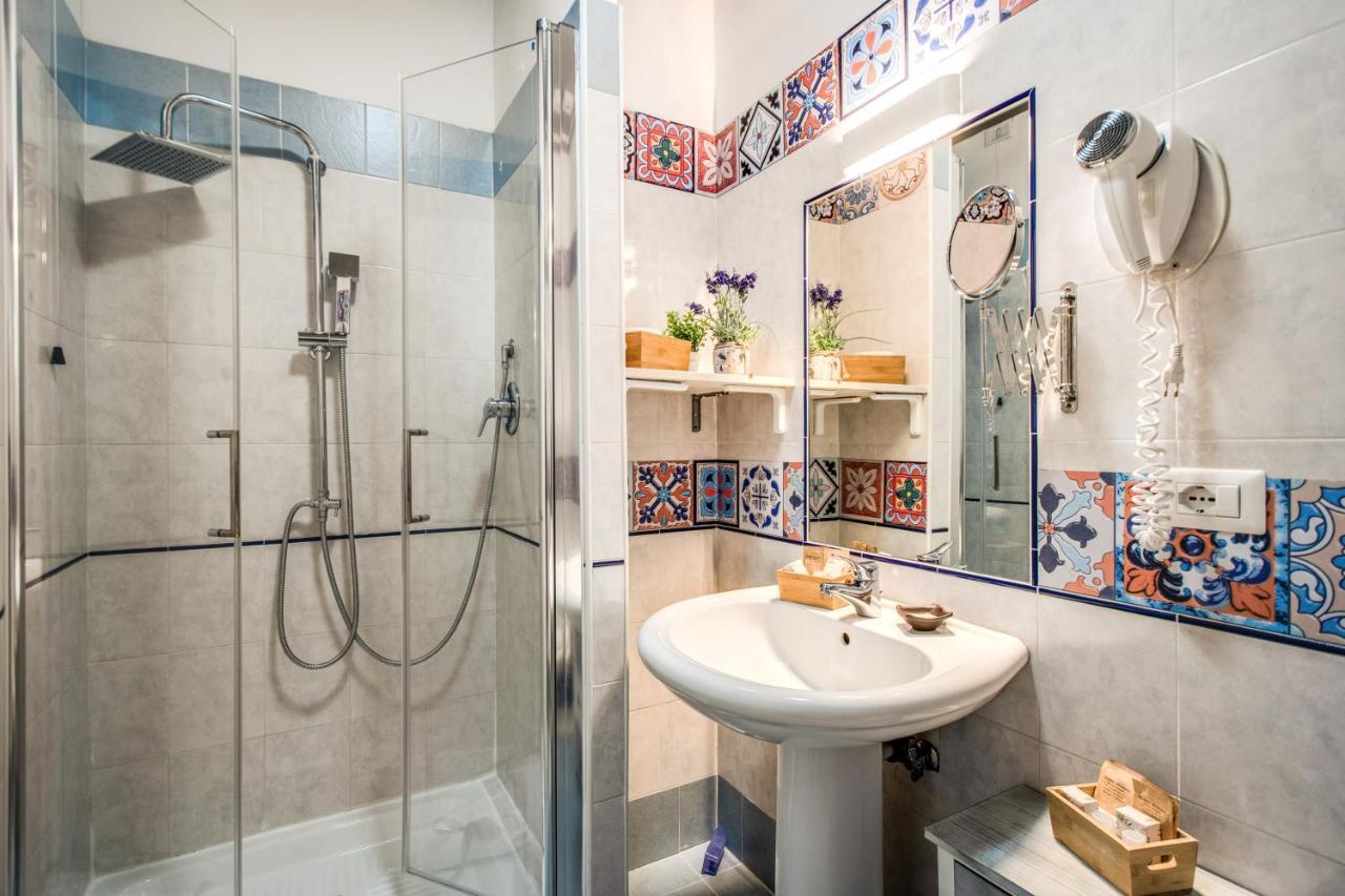 Santamaria Guest house