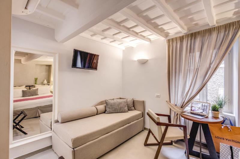 The Spanish Piazza Di Spagna Bed & Breakfast 2*