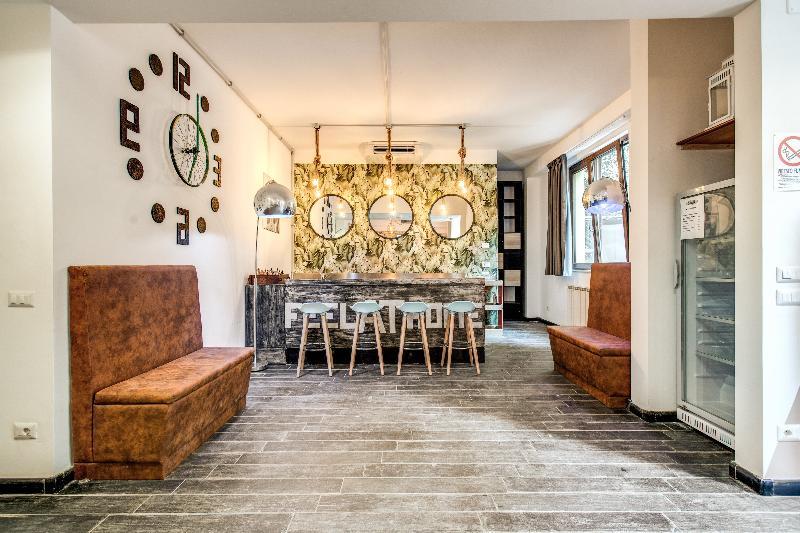 Hostel Trastevere 2 *