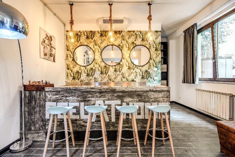 Trastevere 2 Hostel *