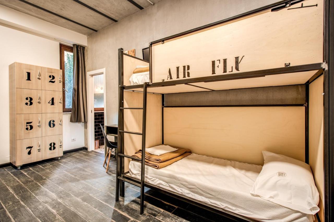 Trastevere 2 Hostel Rome