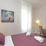 Vatican Museum Bright Apartment Up To 8 People