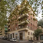 Piazza Re Di Roma Apartment