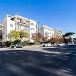 Bmga L Incredible 3Bdr With Balcony In City Center