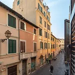 Iflat Magic Apartment In The Heart Of Trastevere