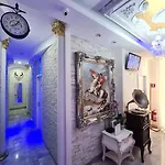 Innstation Guesthouse