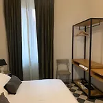 Santa Monica Luxury Rooms