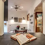Spanish Steps Miracle Suite